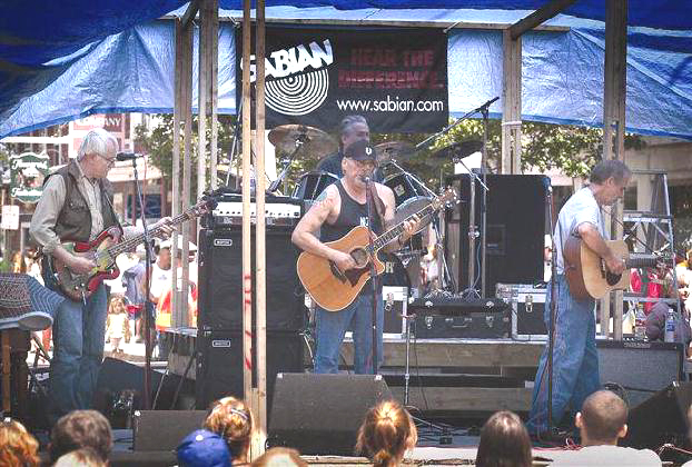 Reunion
2004